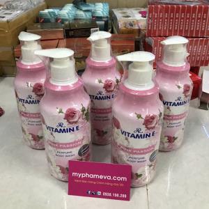 Sữa Tắm Hương Nước Hoa Vitamin E Thái Lan